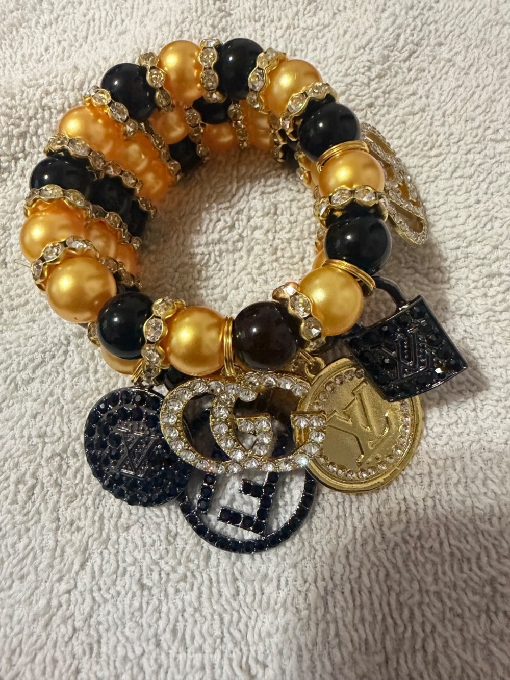 Bracelets - Picture 10 of 10